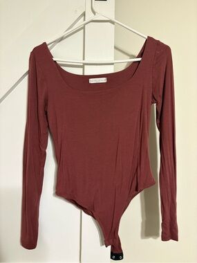 Women’s Long Sleeve Scoop Neck Bodysuit - Dusty Rose